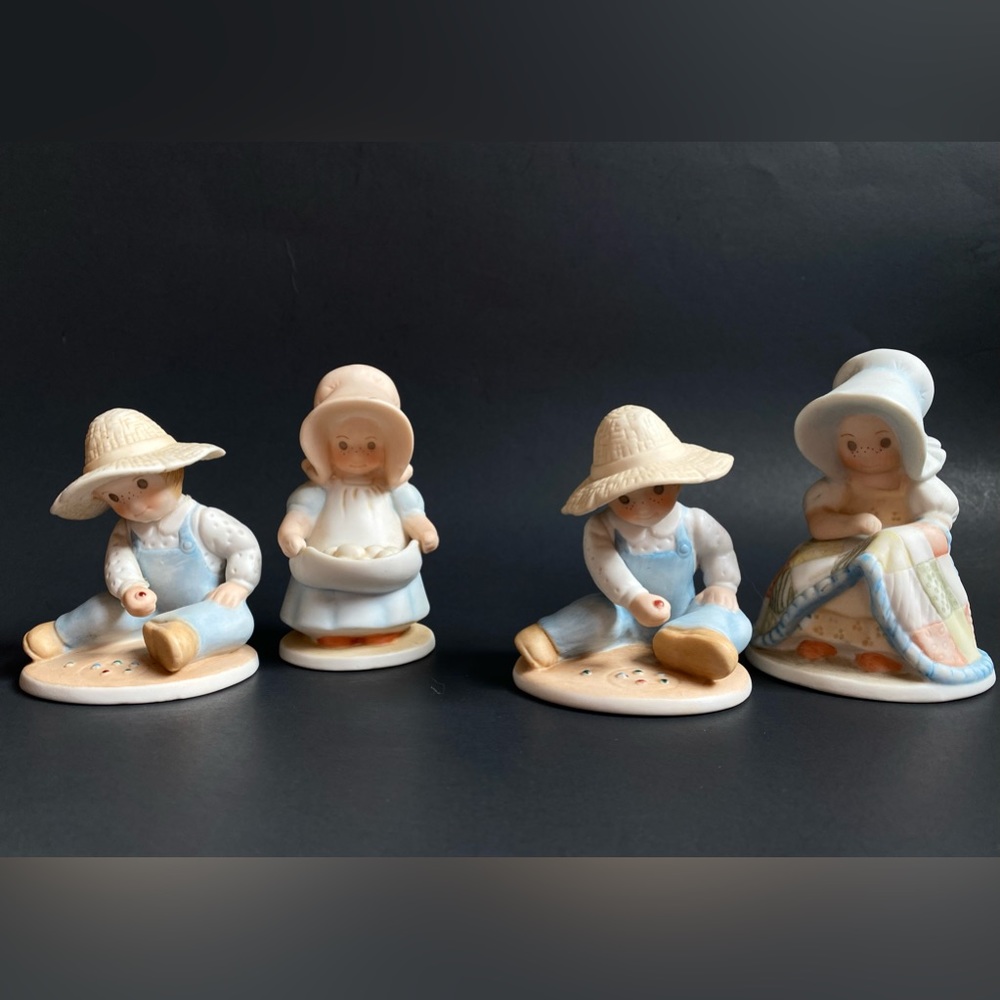 4 Vintage Homco Circle Of Friends Porcelain Figurines